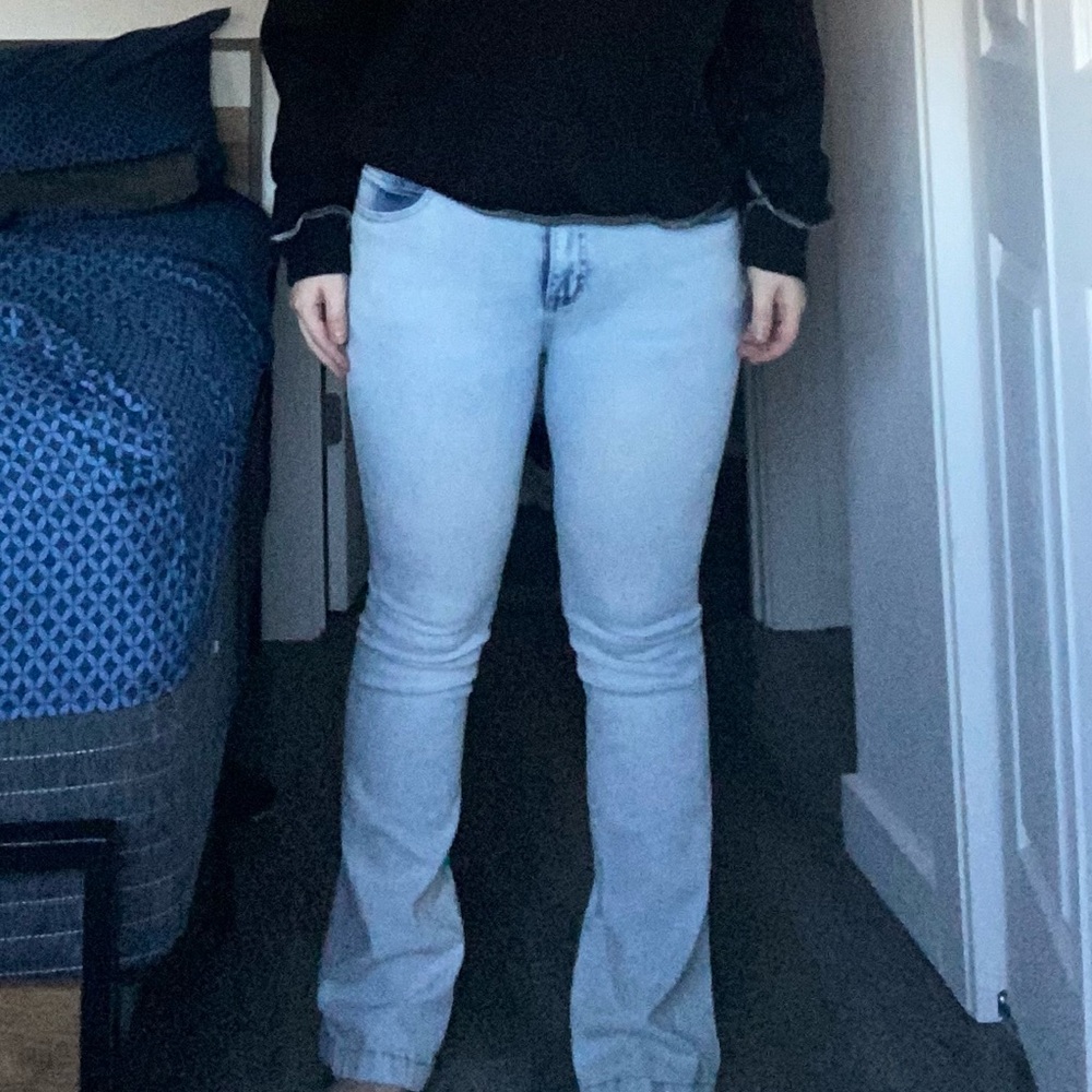 Flamingo flared light wash women’s jeans